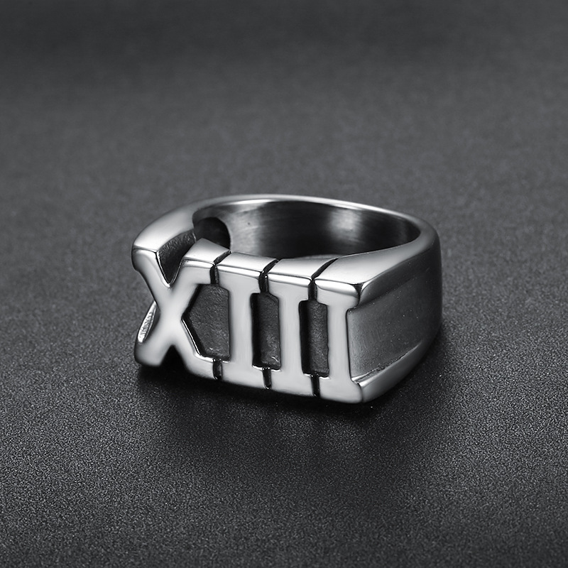 Roman numeral ring