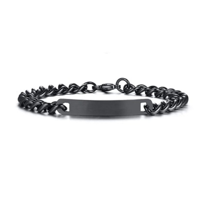 Customized nameplate bracelet