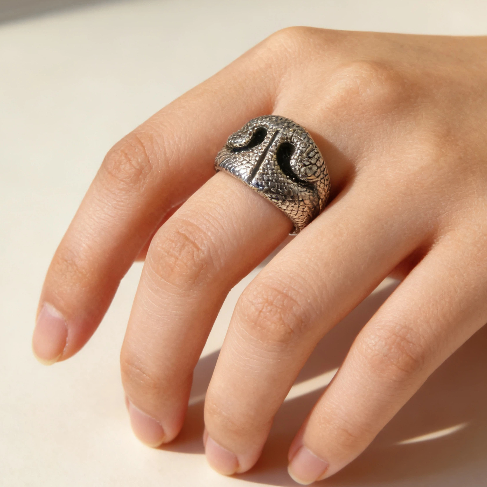 The Rose of the Rebel Ring