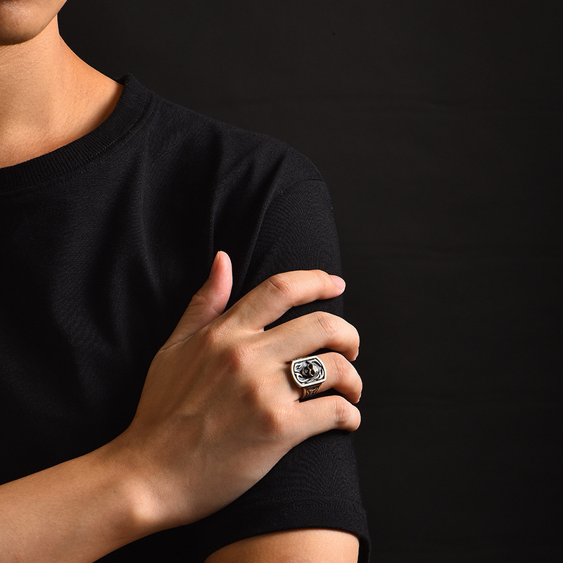 925 Sterling Silver Outlaw Skull Insignia Ring