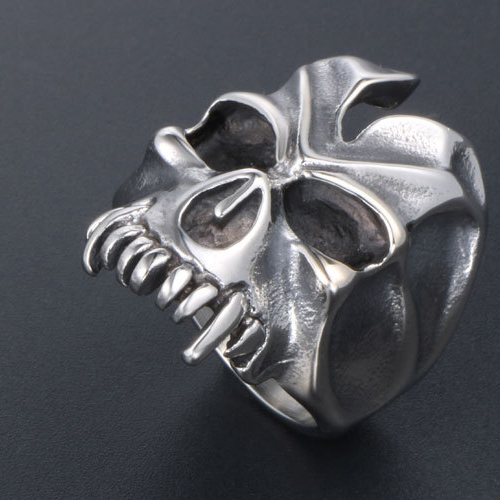 Monster skull ring
