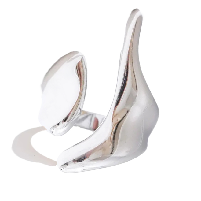 Irregularly shaped ring