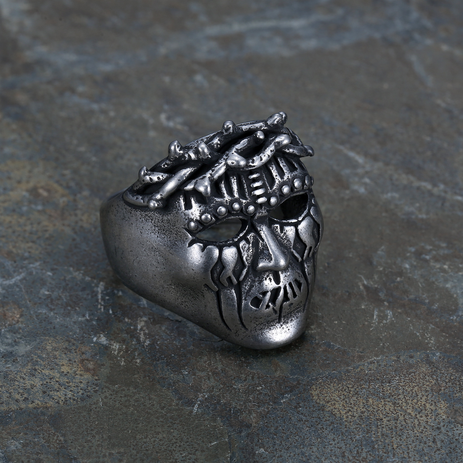 Dreadlock skull ring