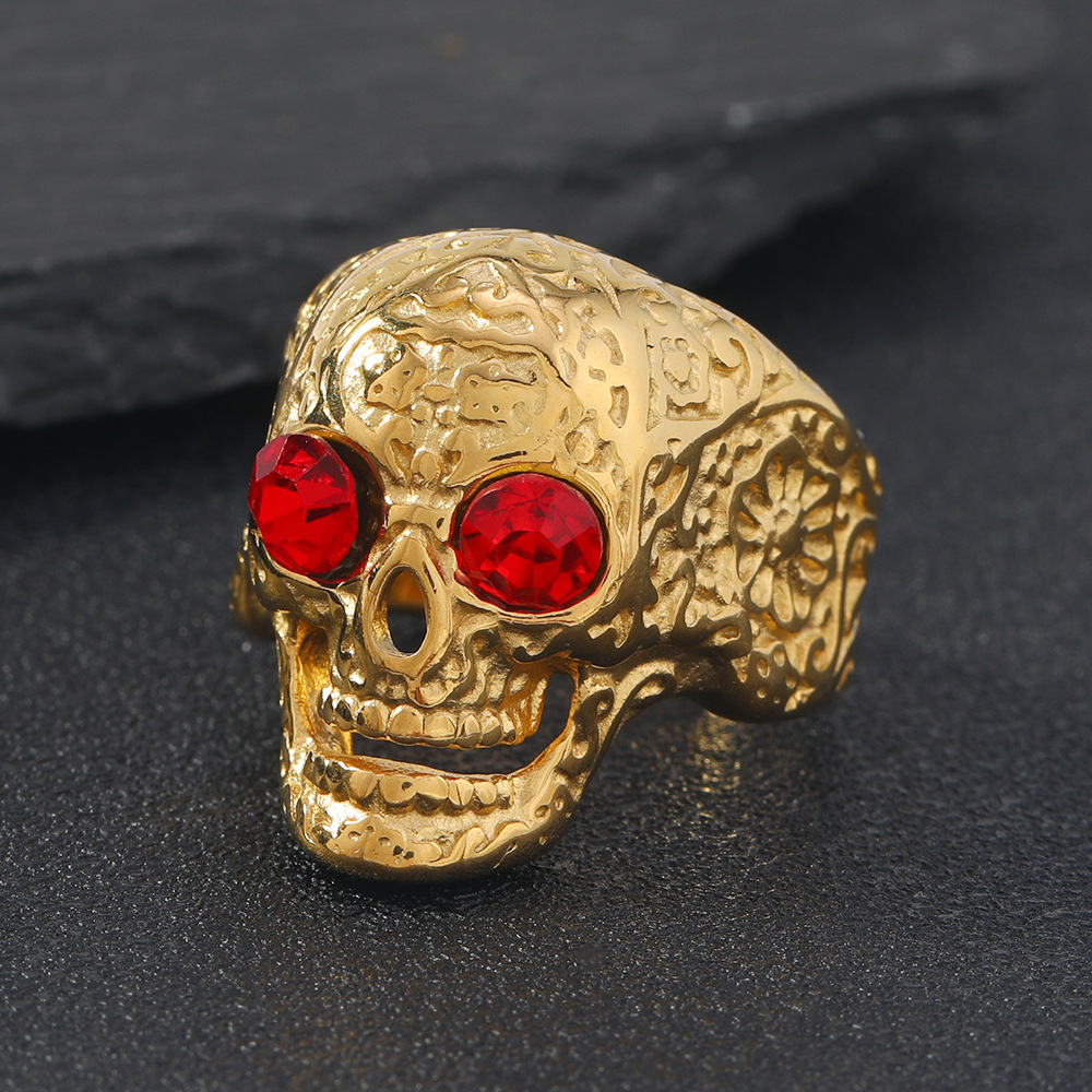 Rock skull ring