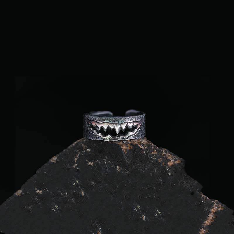 Devil Tooth Ring