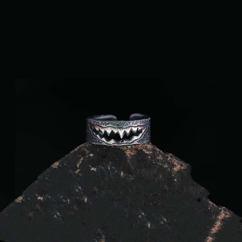 Devil Tooth Ring