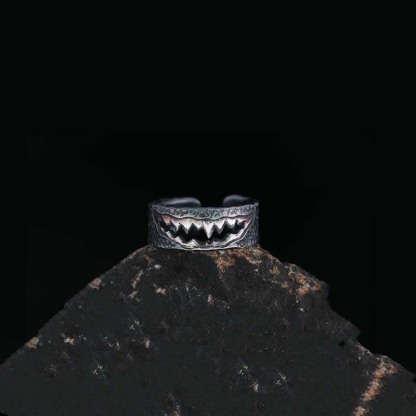 Devil Tooth Ring