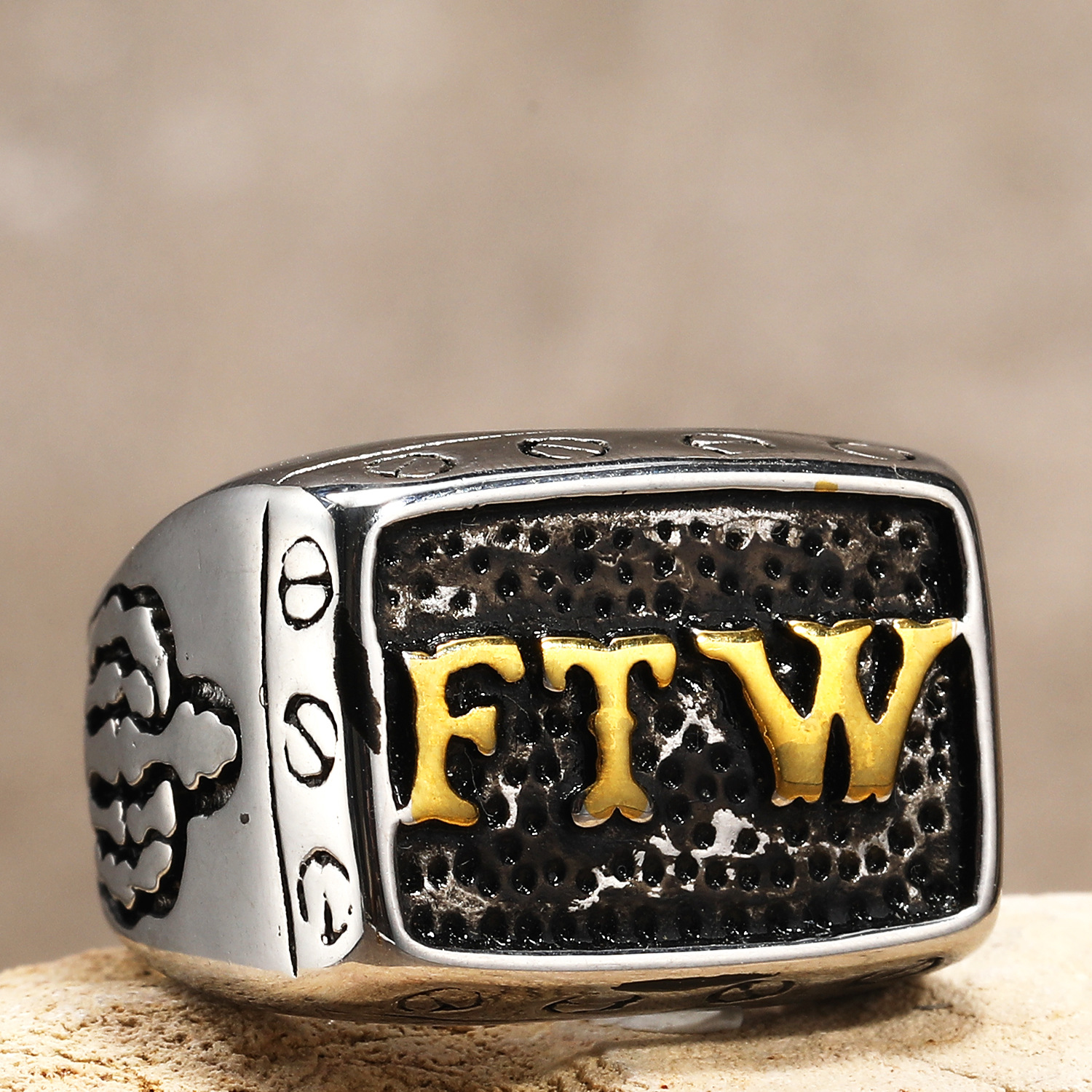 Motorcycle style FTW ring