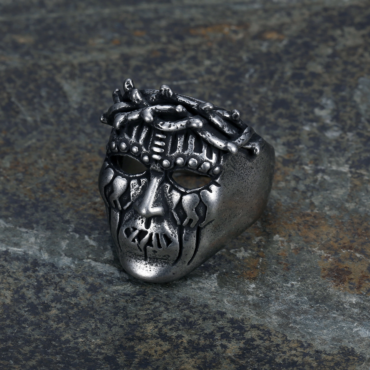 Dreadlock skull ring
