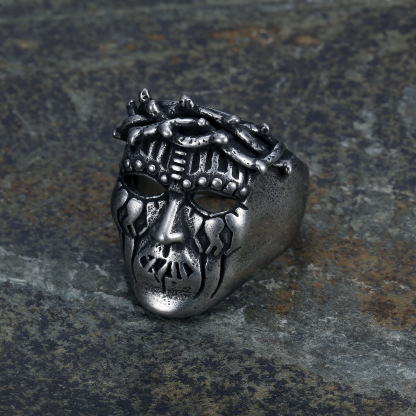 Dreadlock skull ring