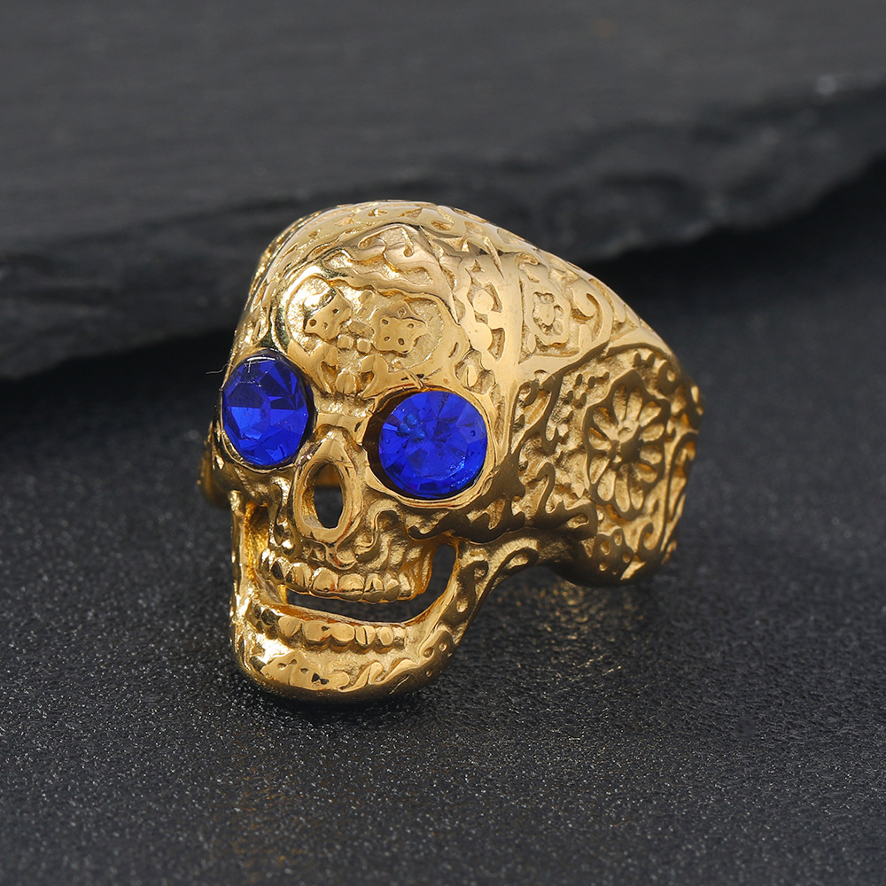 Rock skull ring