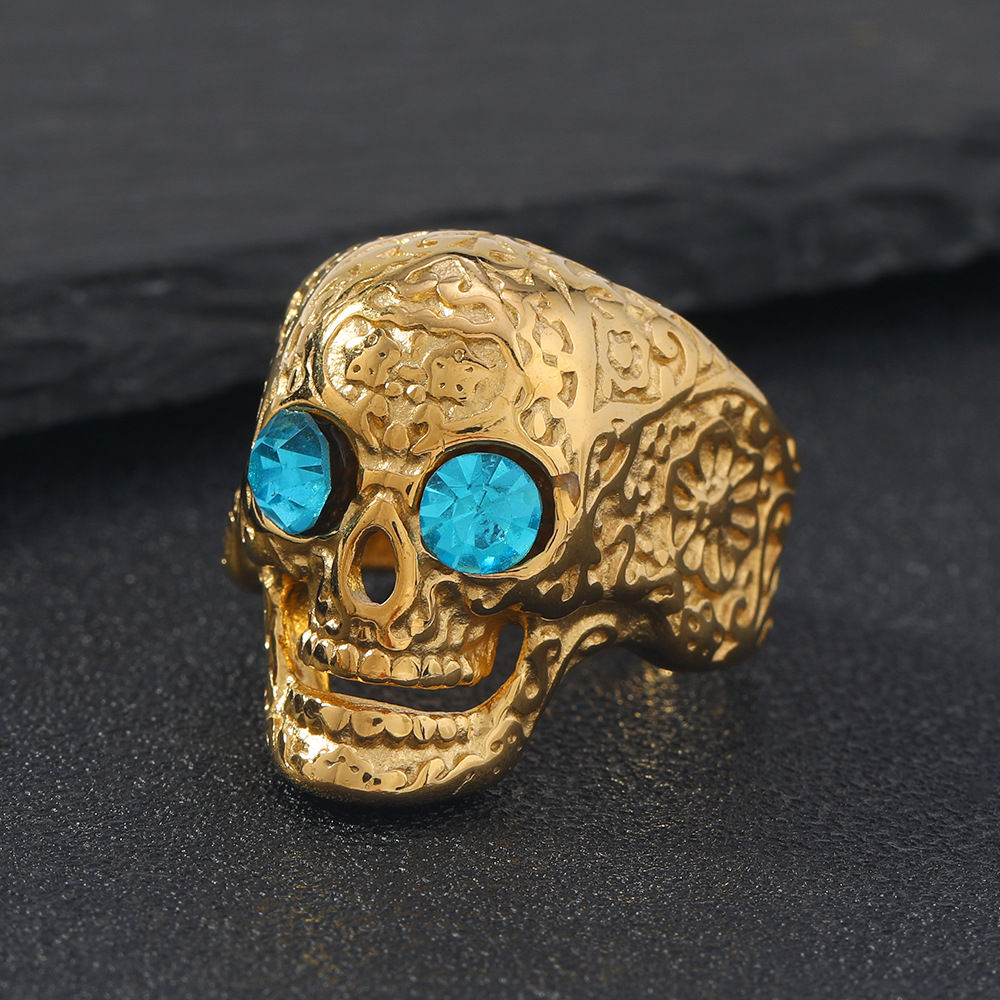 Rock skull ring
