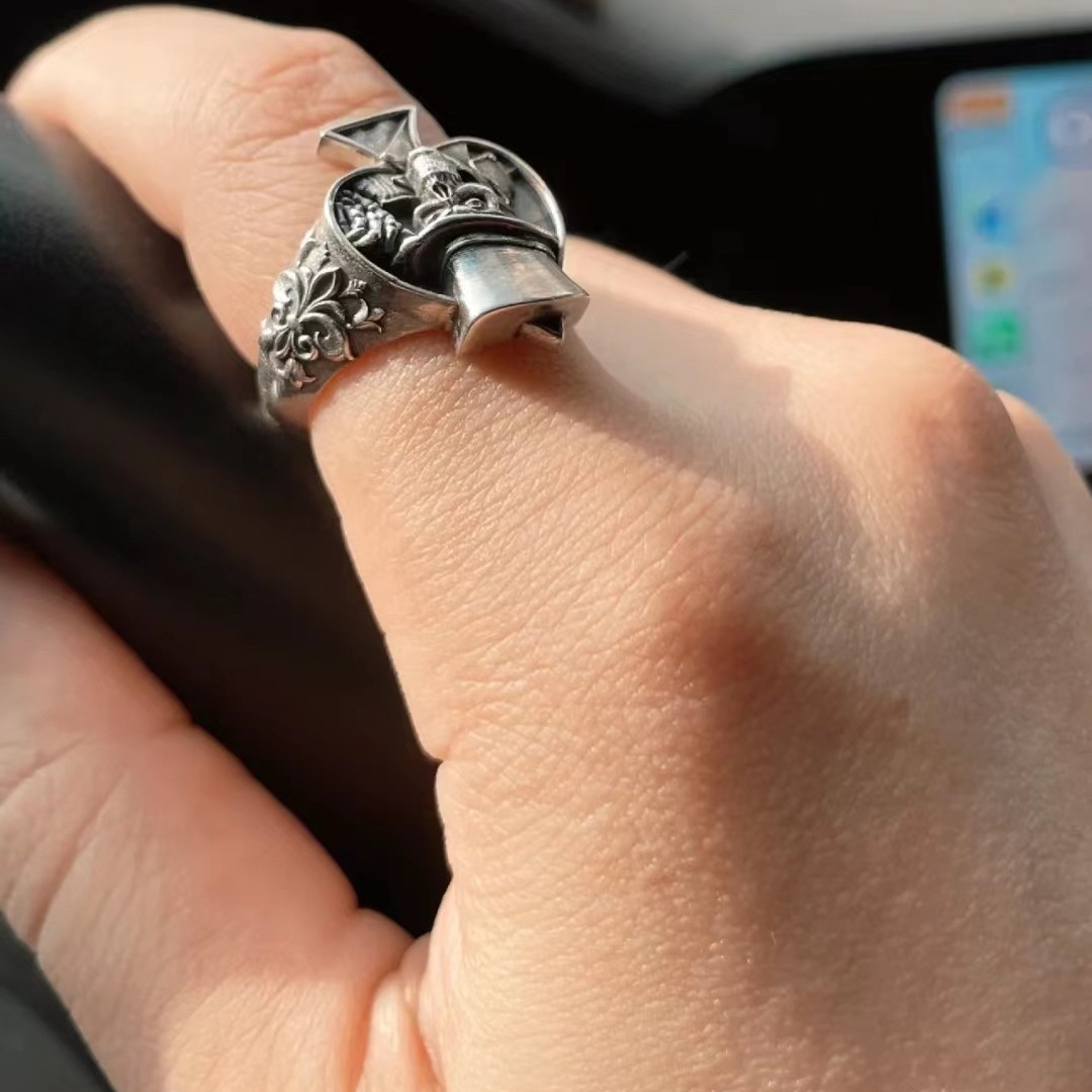 Spade Magician Skull Ring