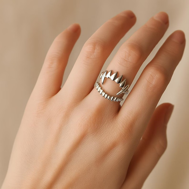 Vampire Ring