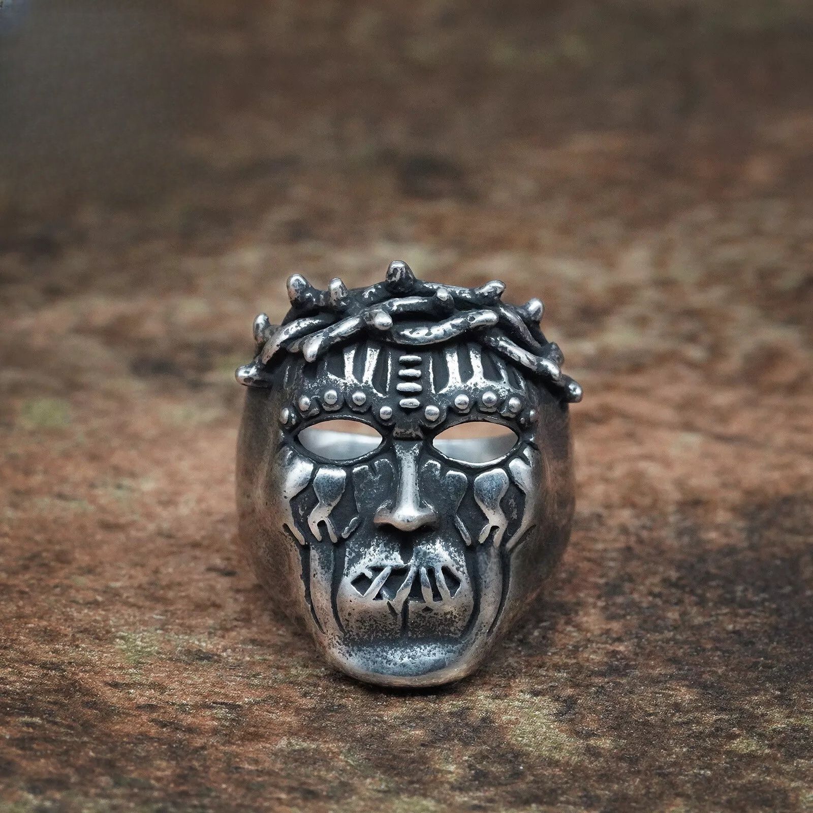 Dreadlock skull ring