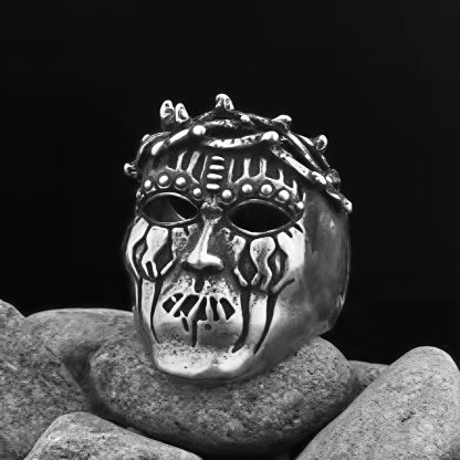 Dreadlock skull ring