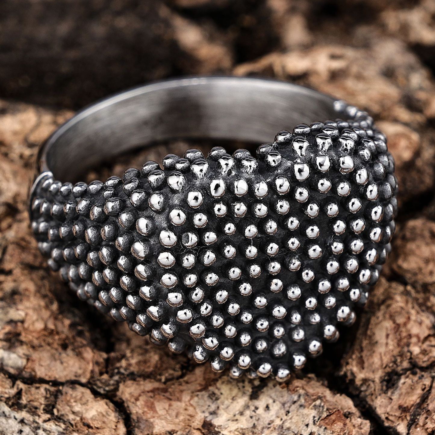 925 silver heart-shaped raised dot ring
