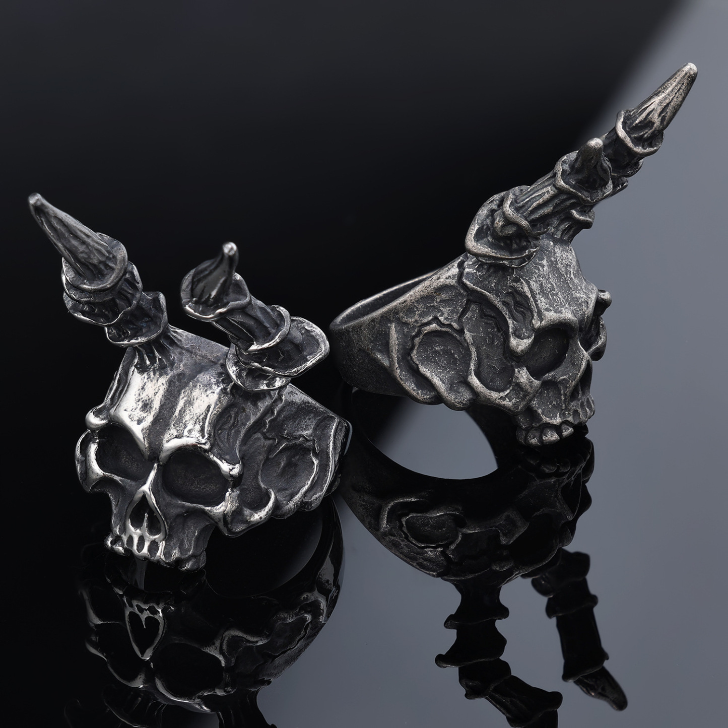 Punk style sheep horn skull ring
