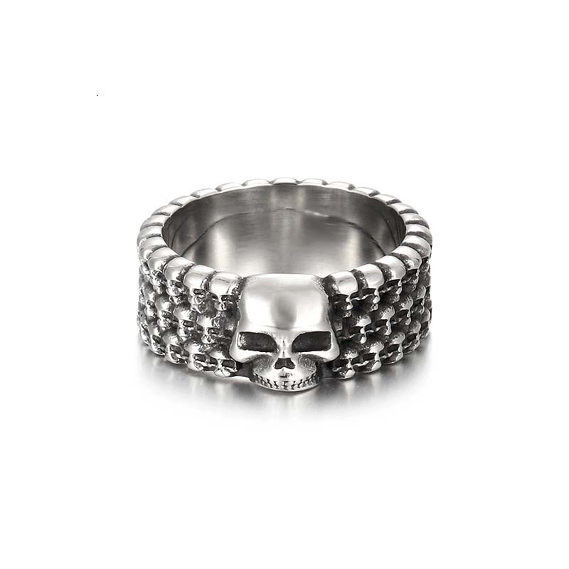 Gothic skull ring