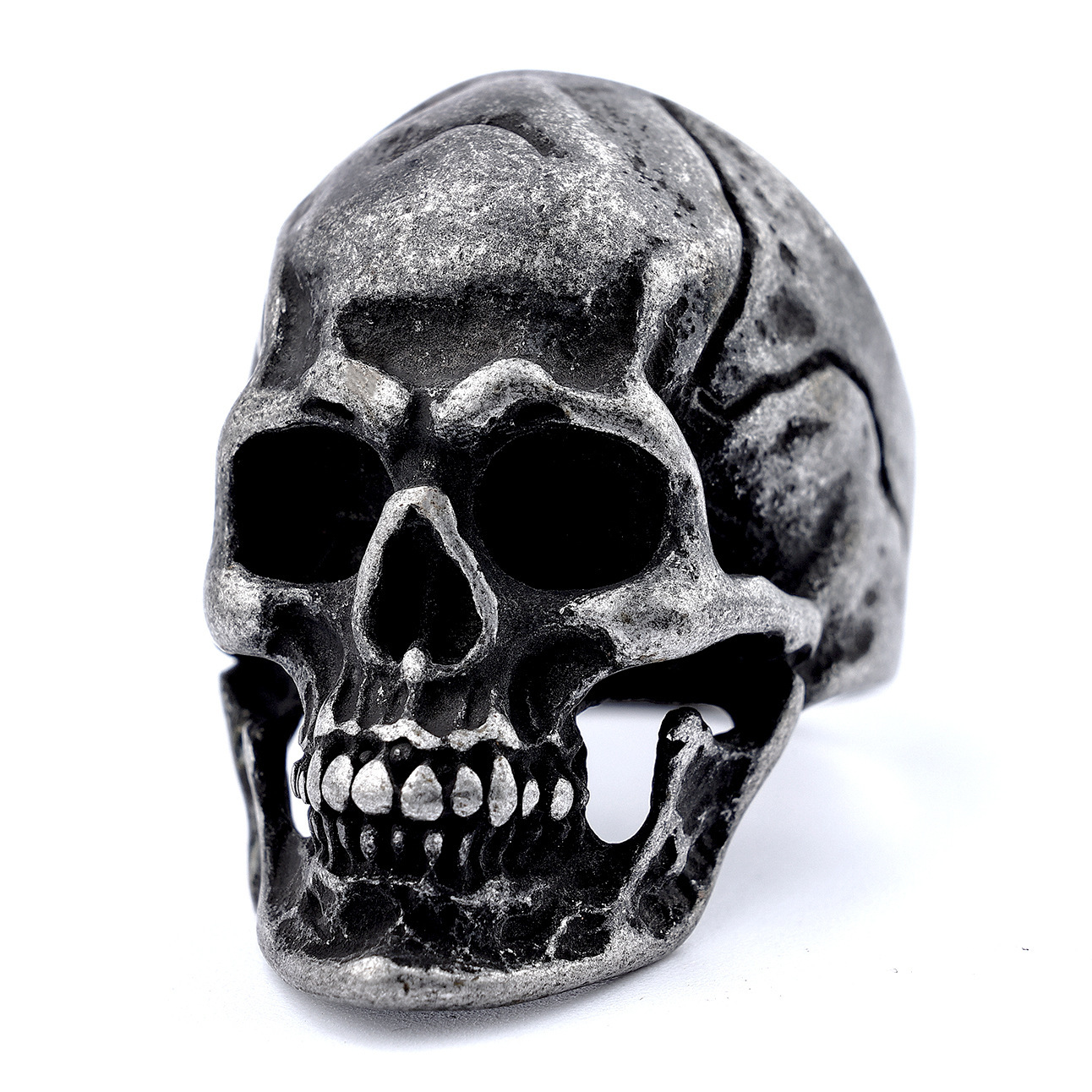 Giant skull ring