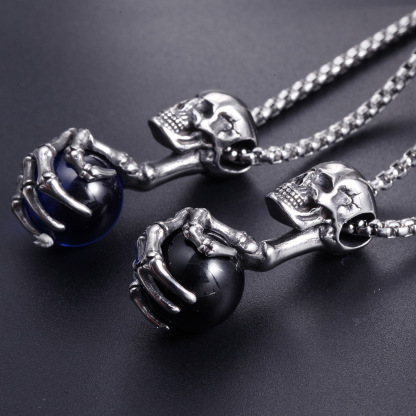 Punk Skull Claw Pendant