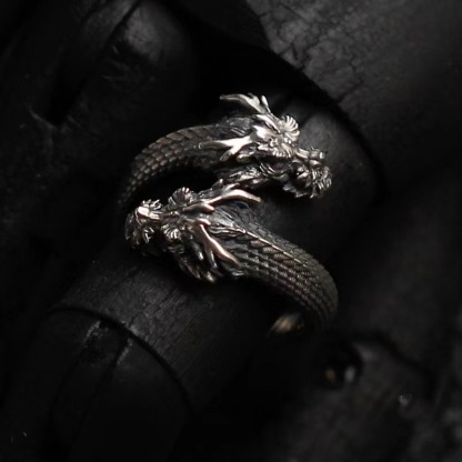 Two-headed dragon ring