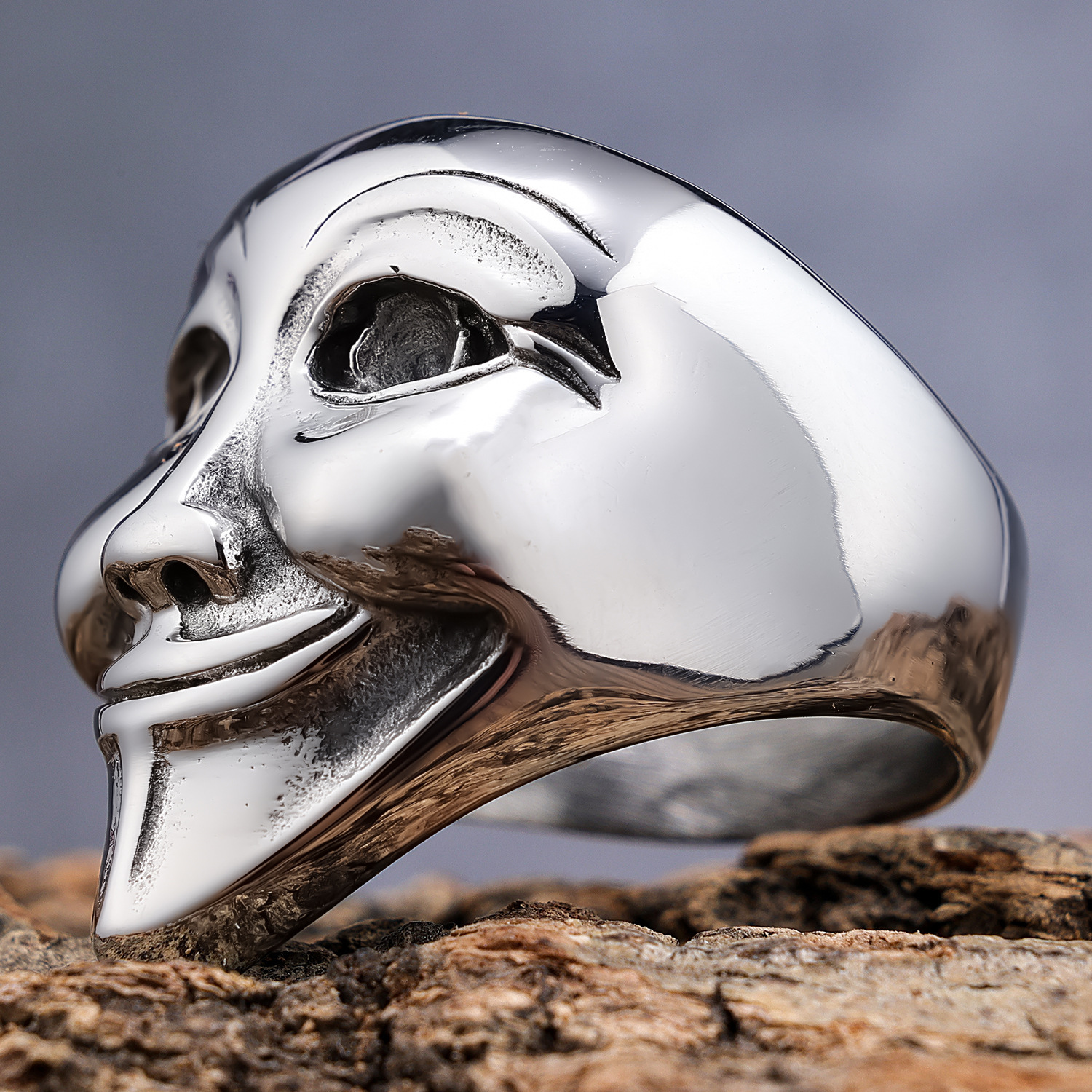 Clown mask ring