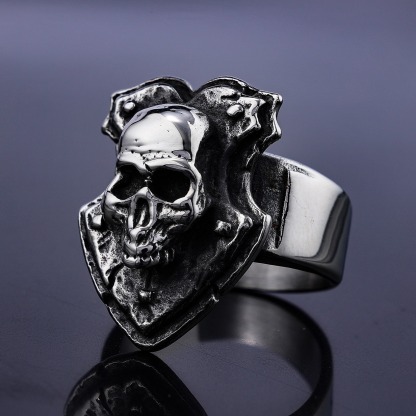 Vintage motorcycle style skull ring