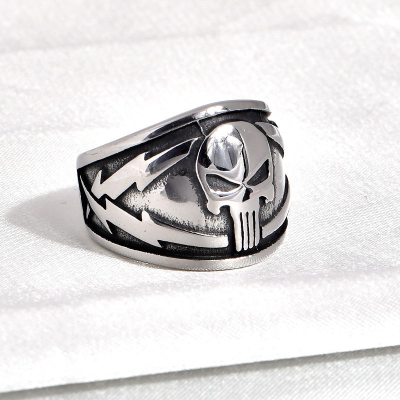 Punisher skull ring