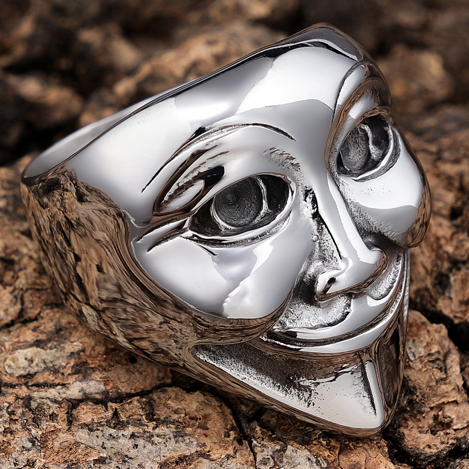 Clown mask ring