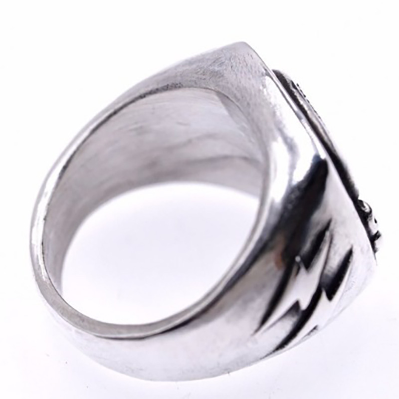 Lightning bolt and skull ring