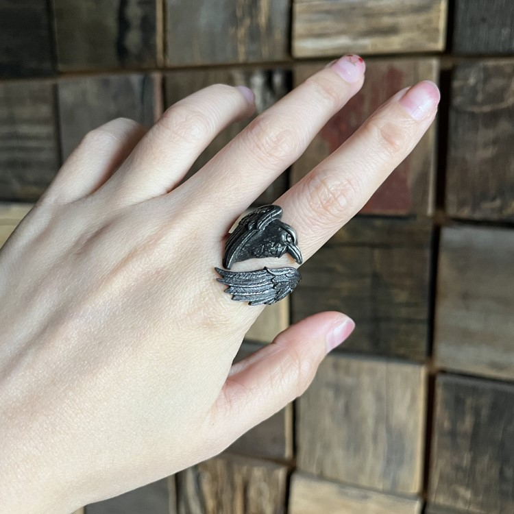 Vintage dark black crow open adjustable ring
