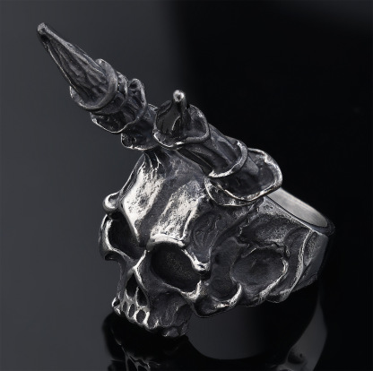 Punk style sheep horn skull ring