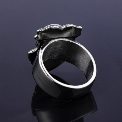 Vintage motorcycle style skull ring
