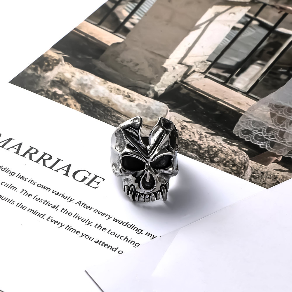 Monster skull ring