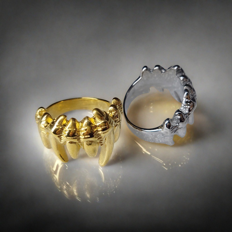 Dragon Tooth Ring Ghost Hand Ring
