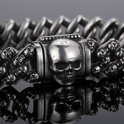 Men's skull bracelet