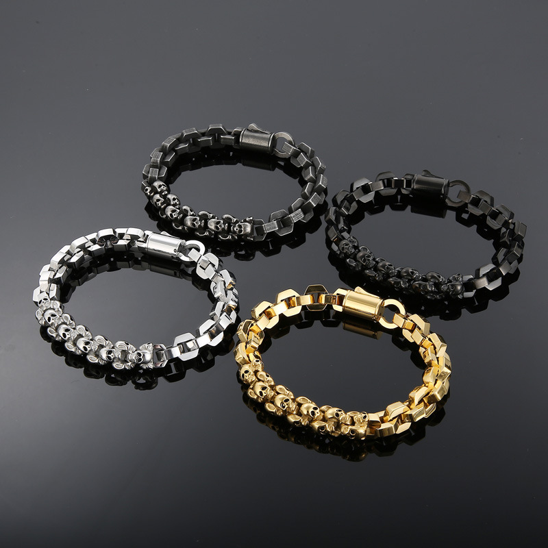 Spliced ​​skull polygon bracelet