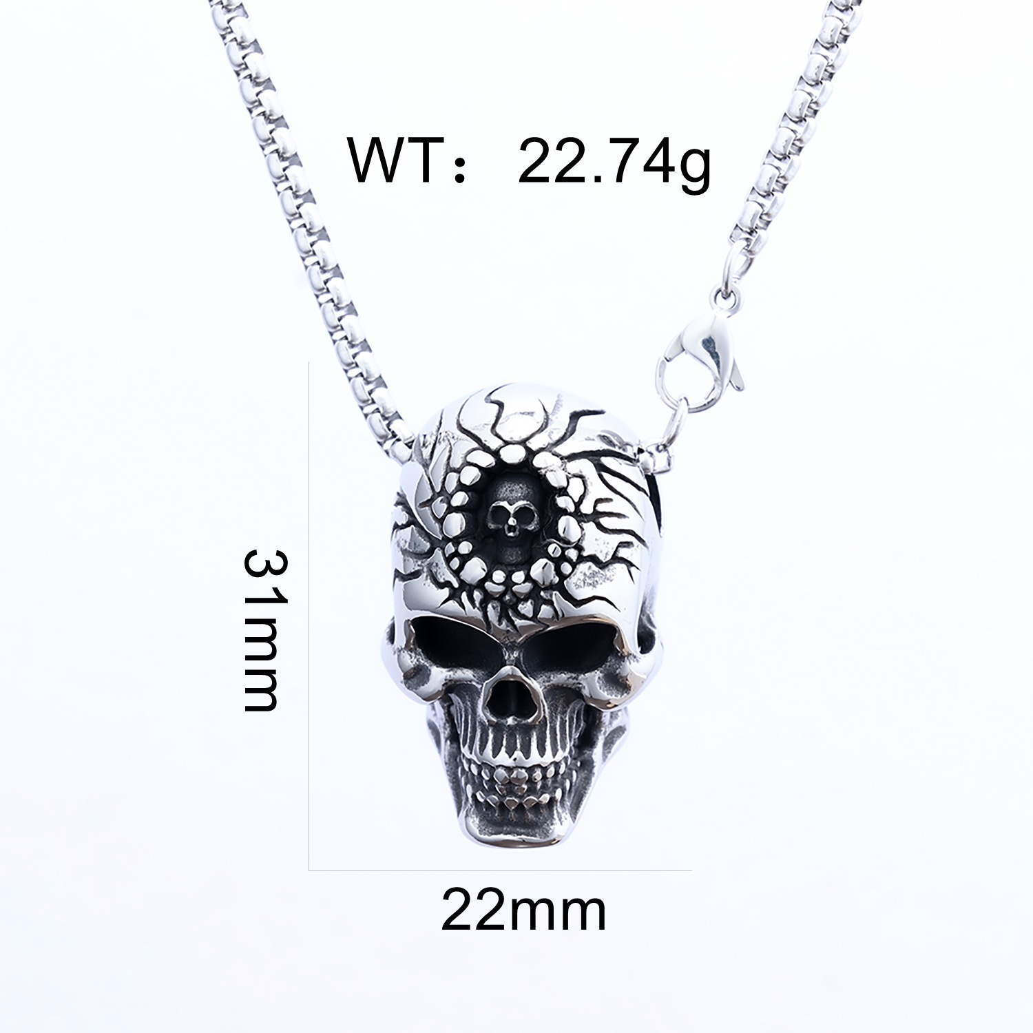Large and small skull necklace