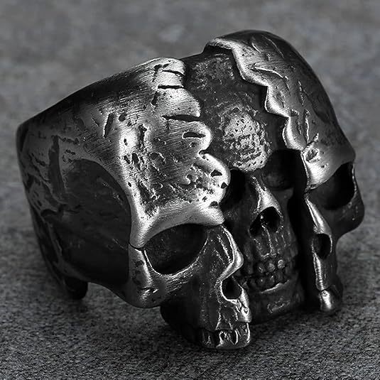Dark Shattered Skull Ring