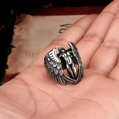 Angel Wings Cross Ring