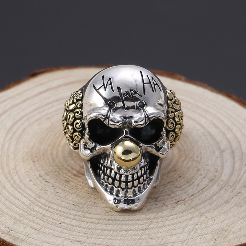 Skull inlaid copper creative punk ring