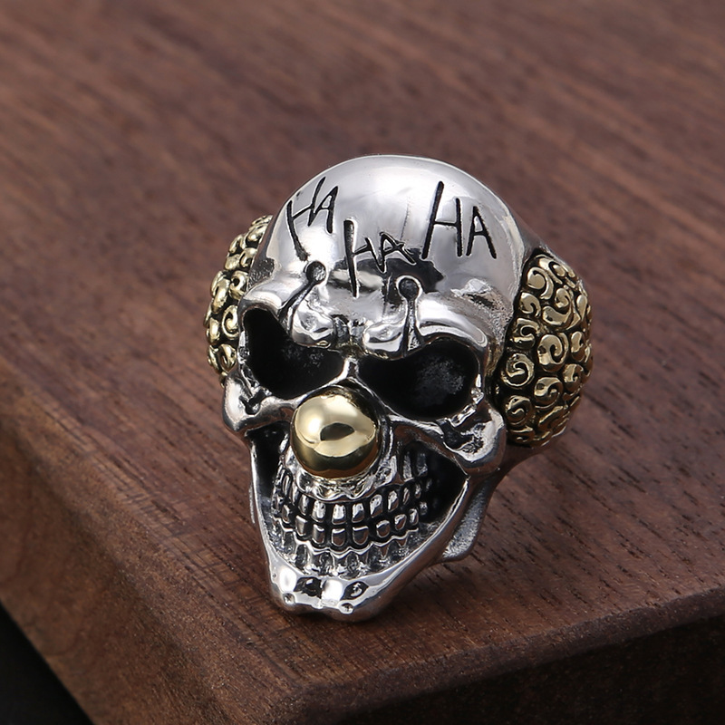 Skull inlaid copper creative punk ring