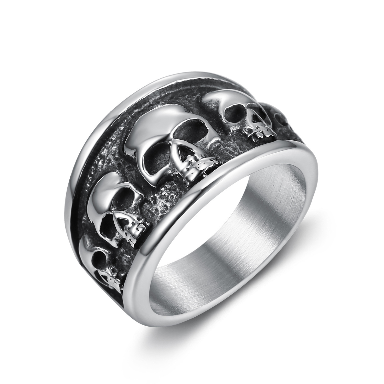Skull hoop ring