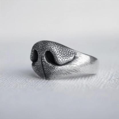 The Rose of the Rebel Ring