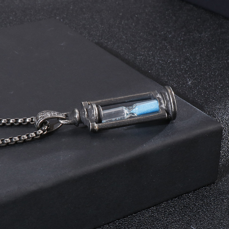 Retro creative personality kerosene lamp hourglass pendant