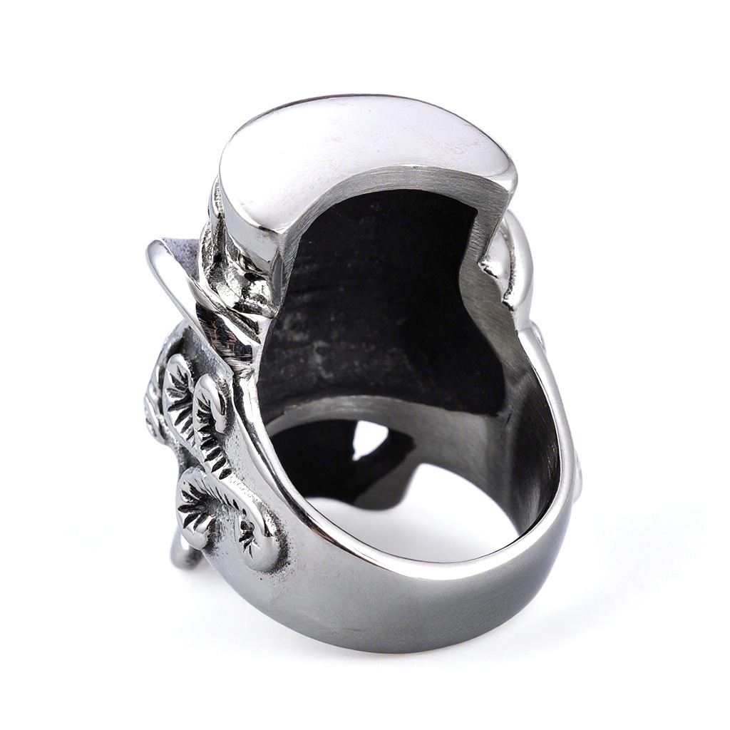 Gentleman's skull ring