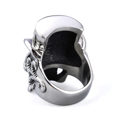 Gentleman's skull ring