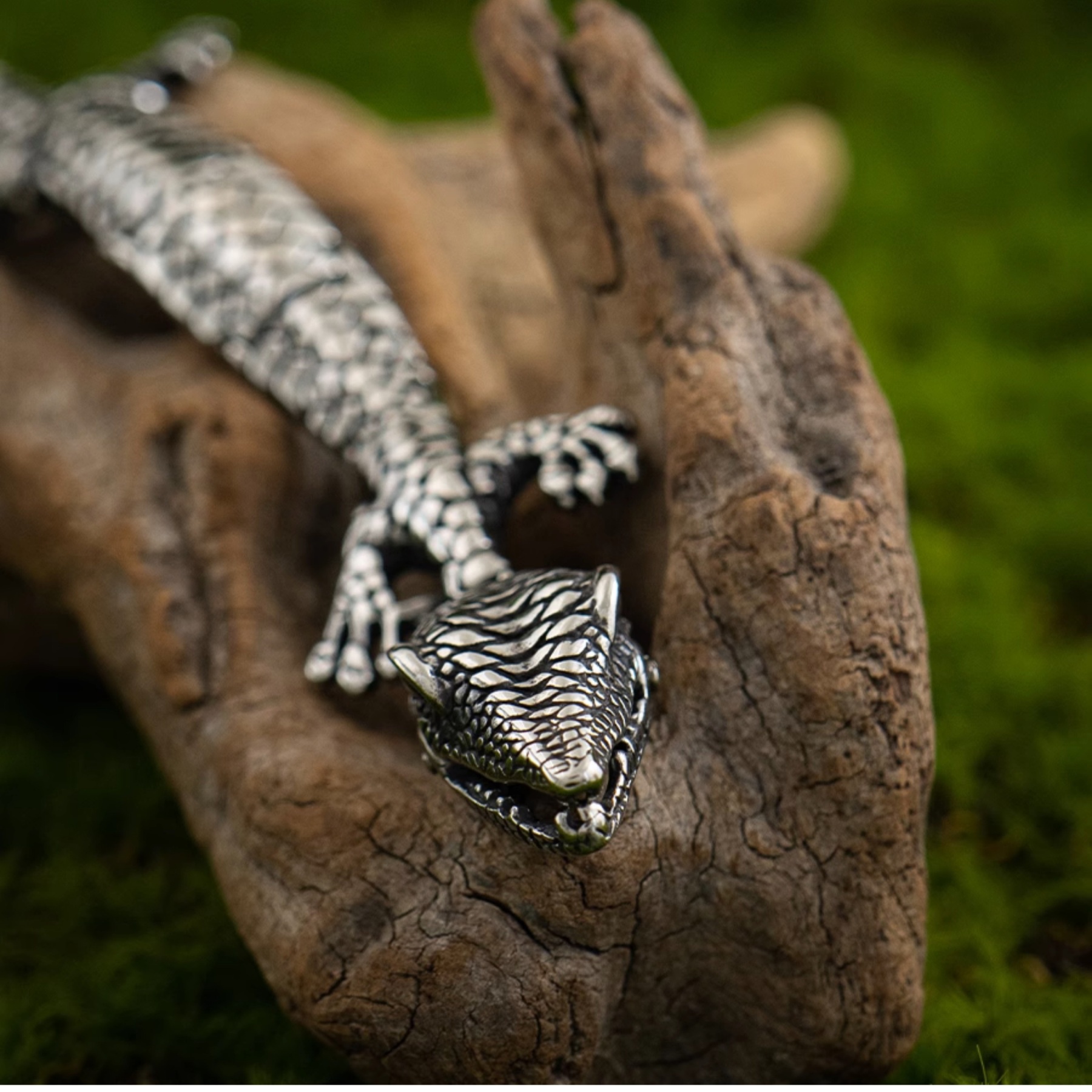 "Indomitable" crocodile bracelet