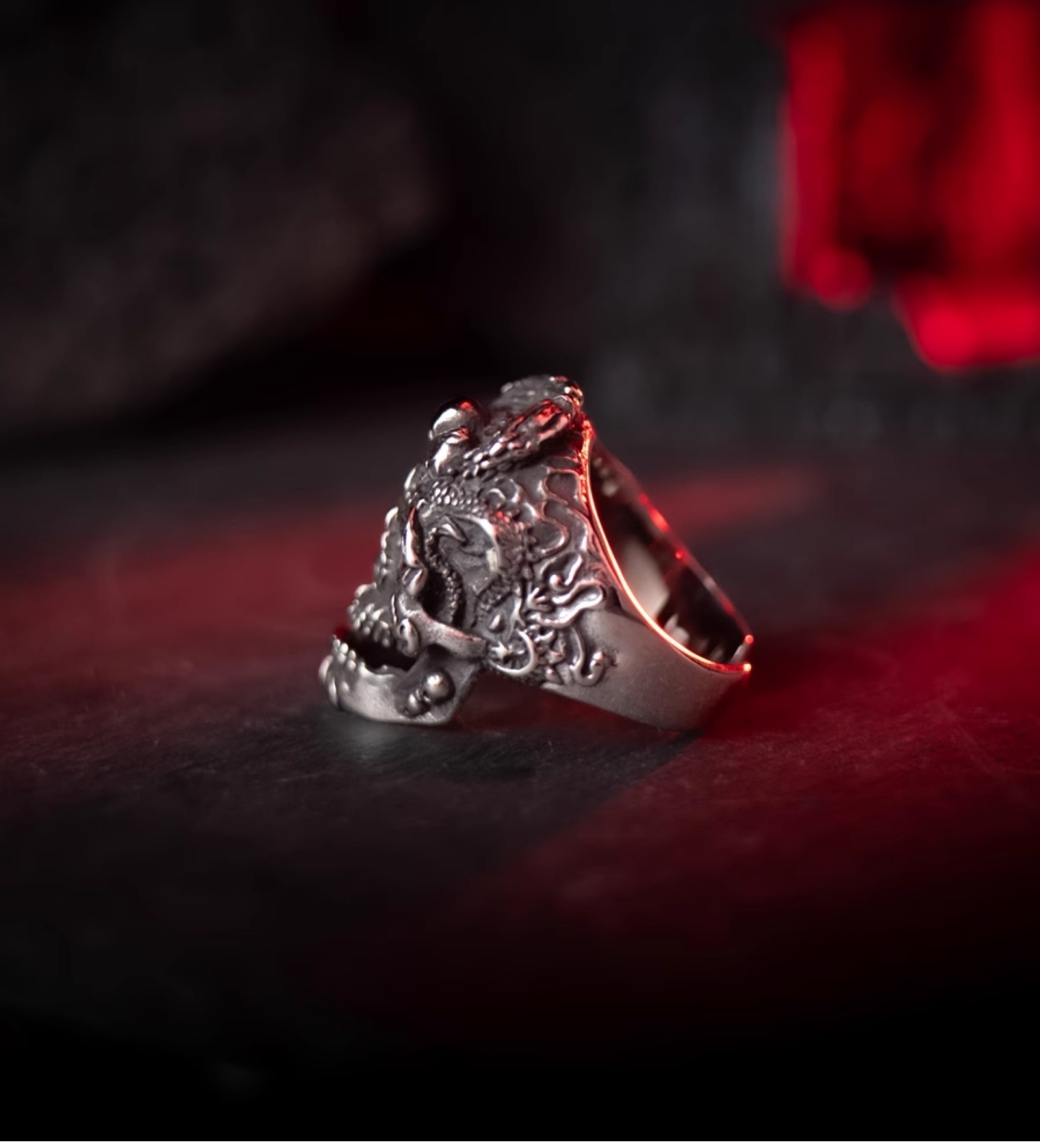 Dragon pattern skull open ring